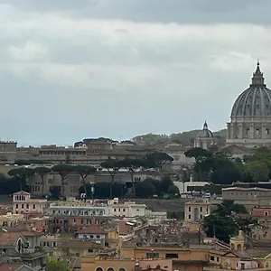  Appartamento Penthouse With Terrace Close To Vatican Italia